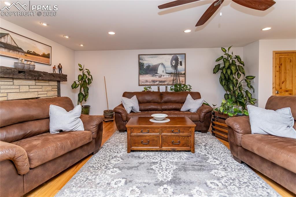 Image 13 of 41: Living Room