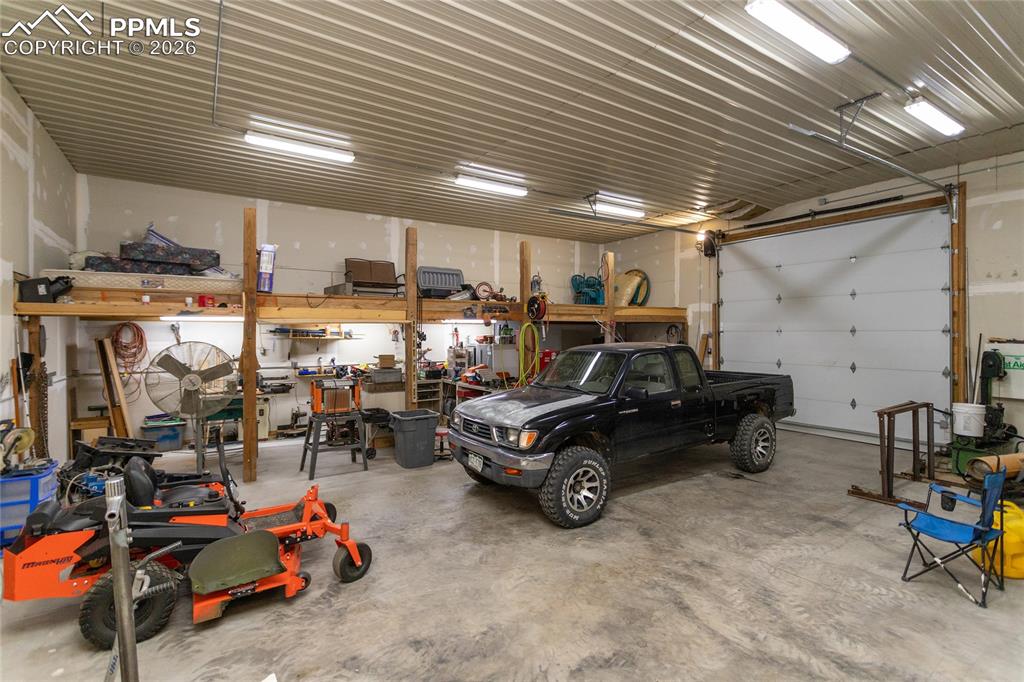 Image 37 of 41: Shop