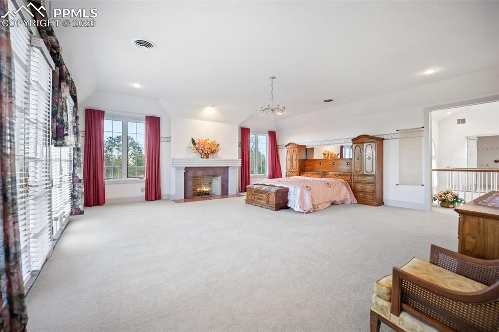 Image 25 of 50: Master Bedroom