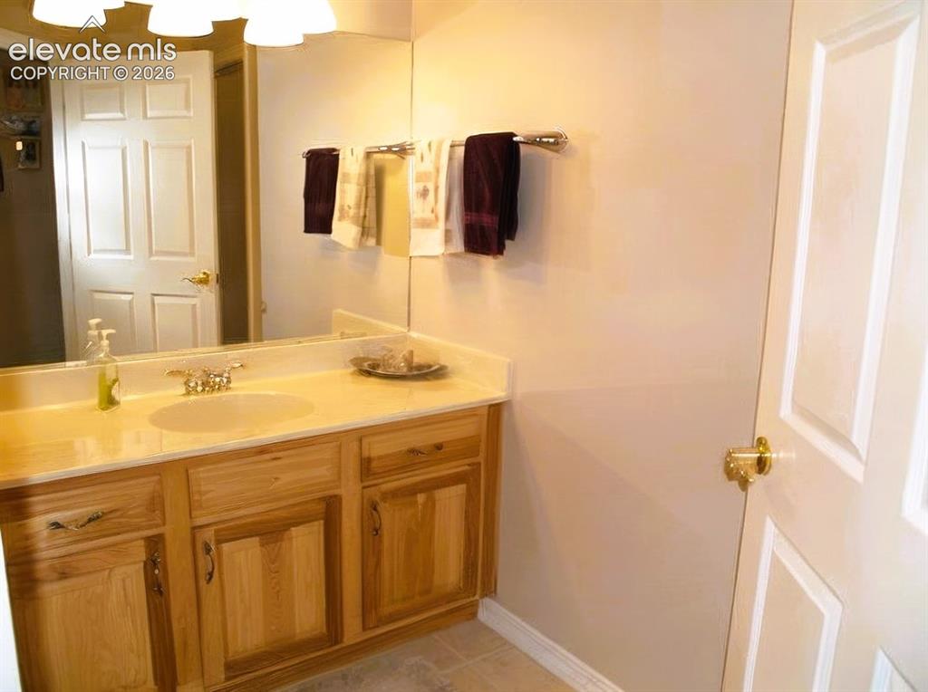 Image 12 of 38: Bathroom