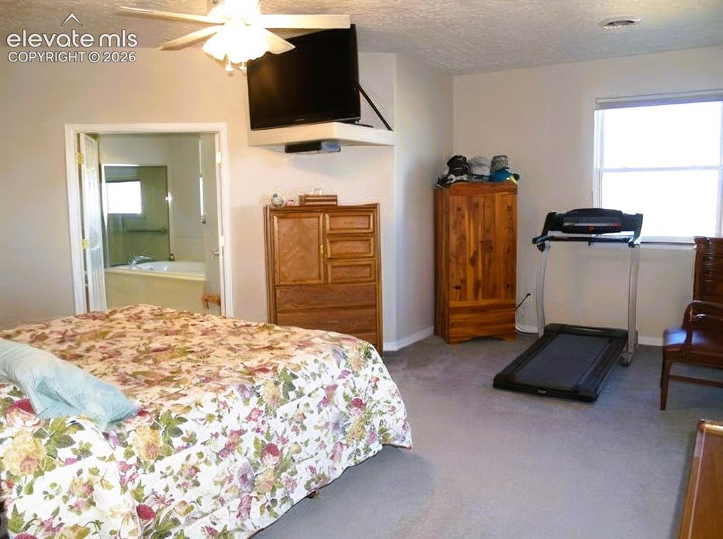 Image 8 of 38: Bedroom