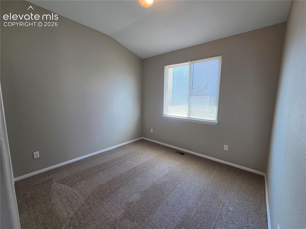Image 8 of 31: Living Room