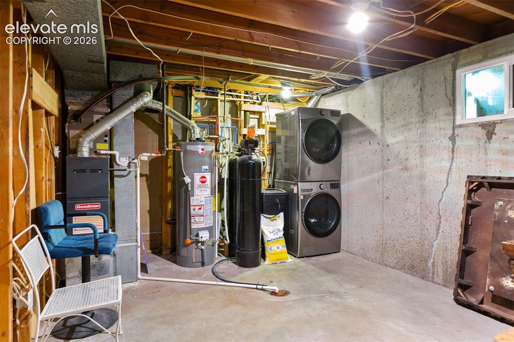 Image 19 of 25: Basement