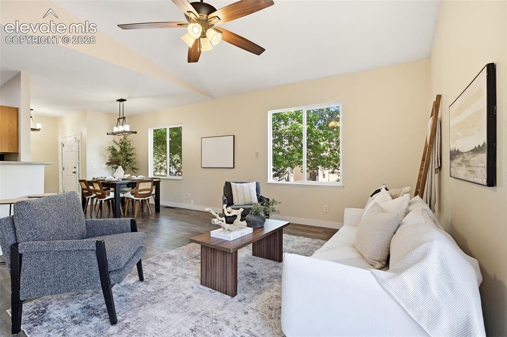 Image 19 of 44: Living Room