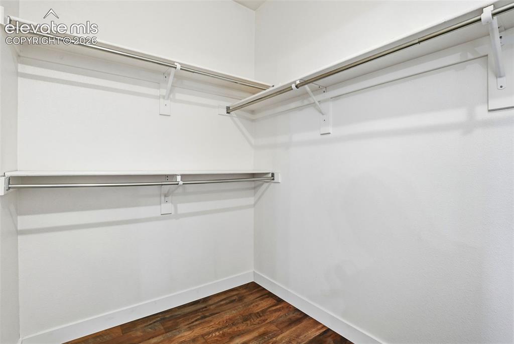 Image 25 of 44: Closet