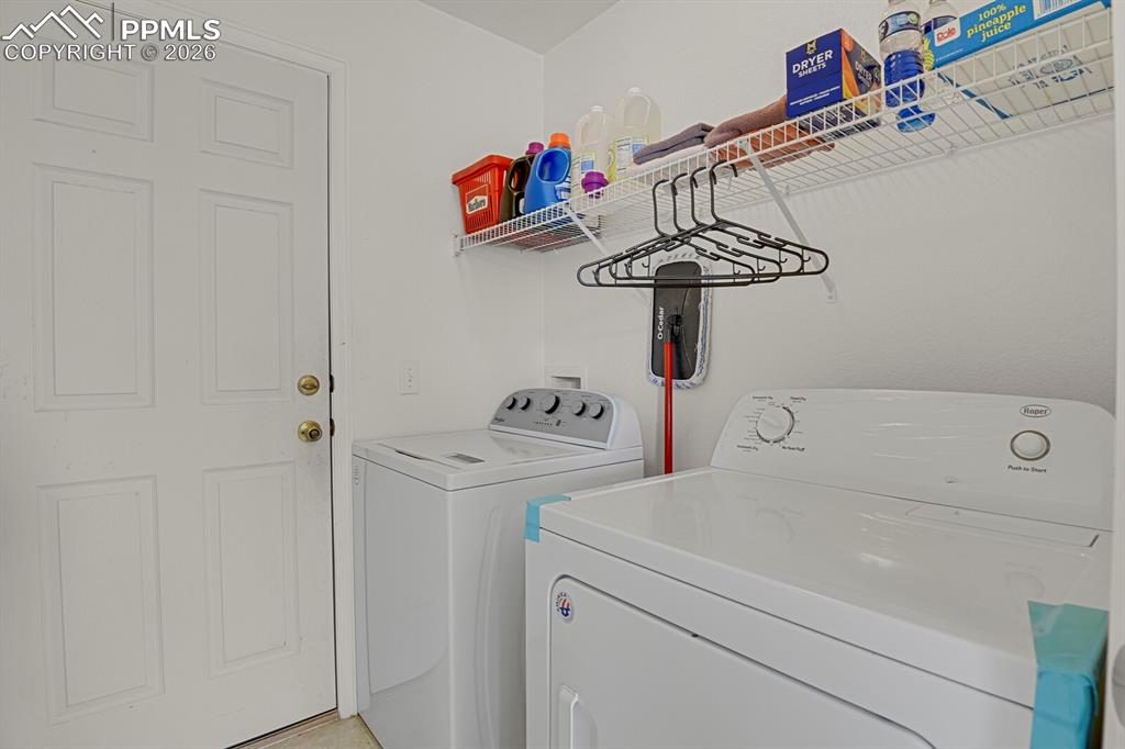 Image 14 of 38: Laundry