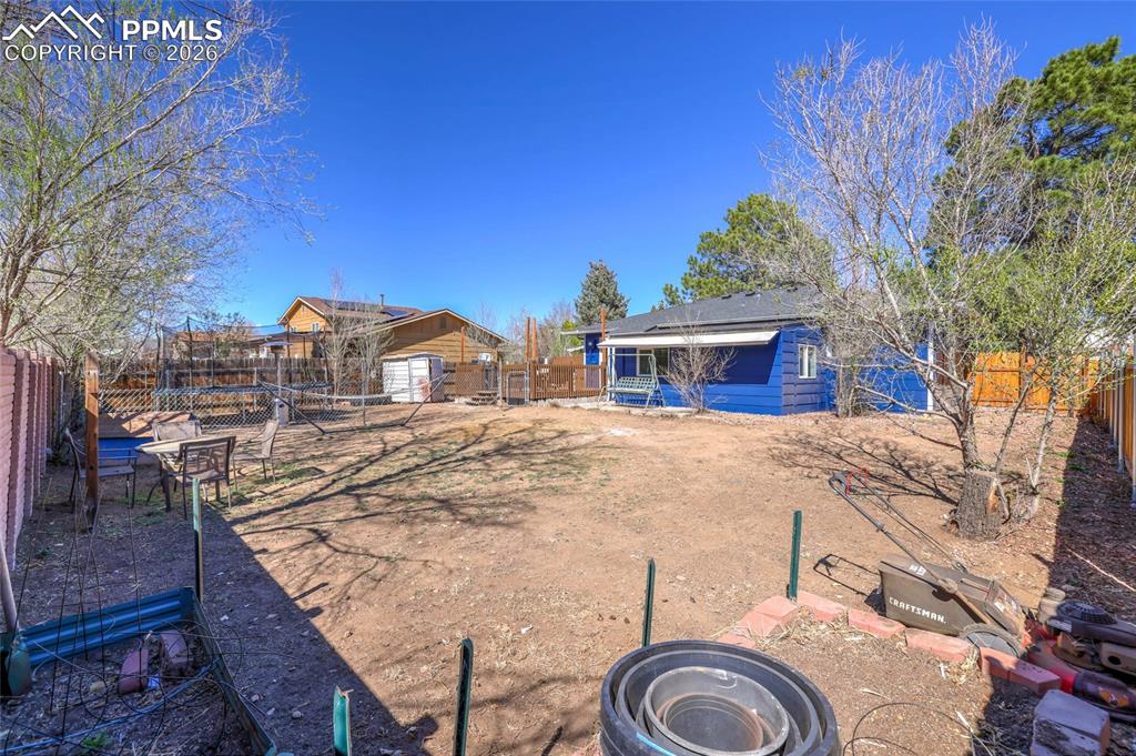 Image 28 of 32: Back of Structure