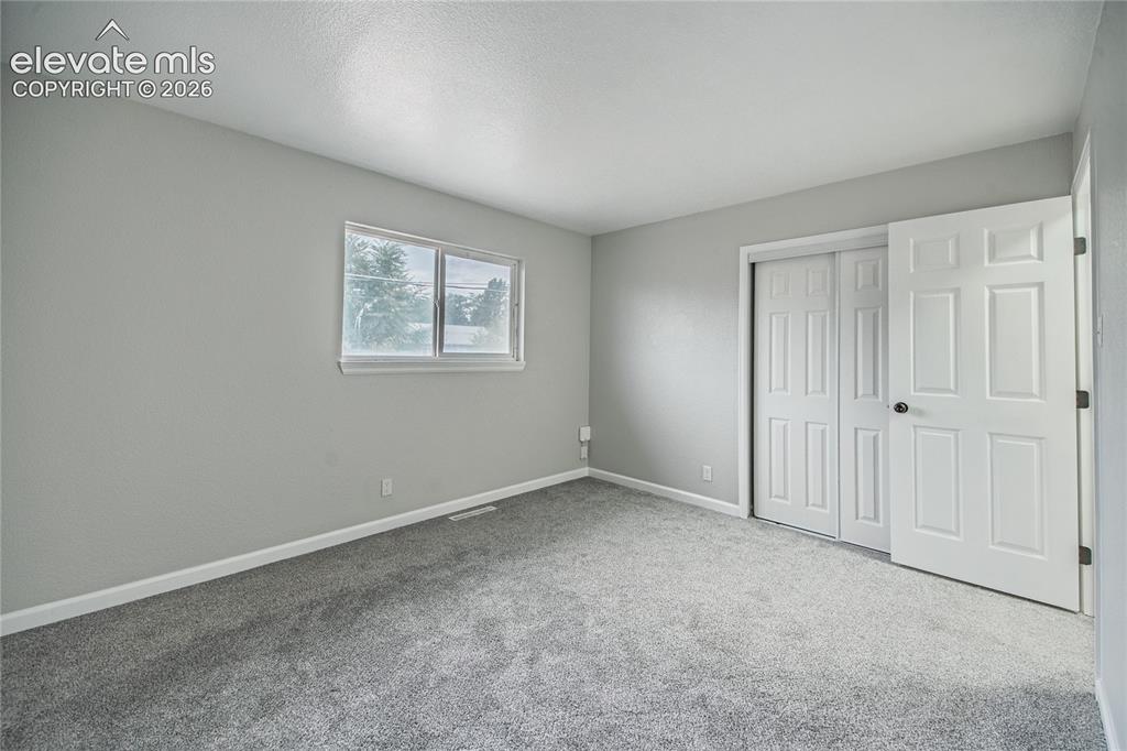 Image 12 of 36: Bedroom