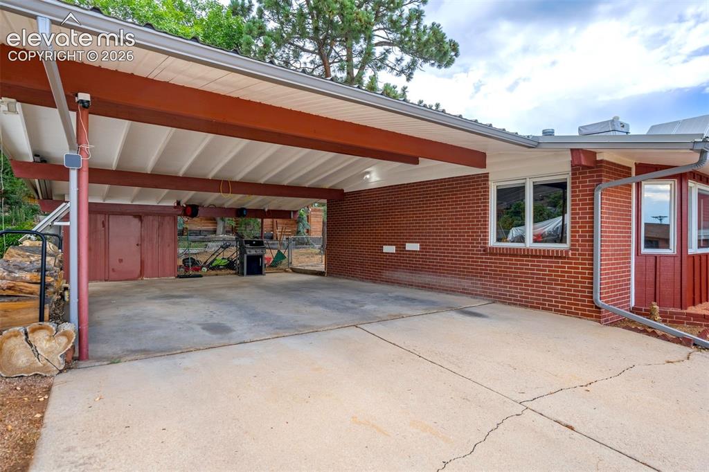 Image 5 of 50: 2-Car Carport