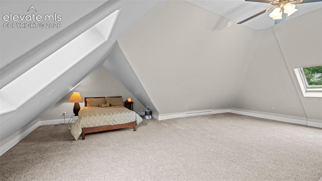 Image 29 of 46: Bedroom