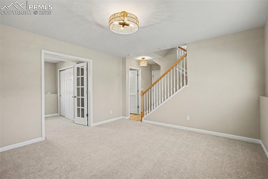 Image 18 of 30: Family Room