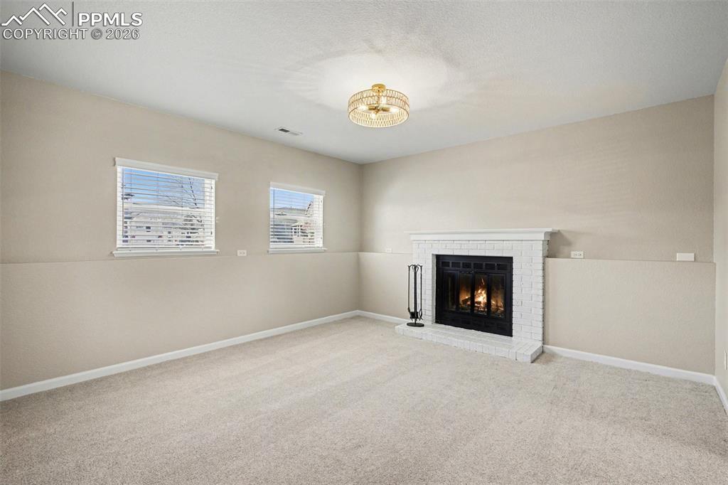 Image 19 of 30: Family Room