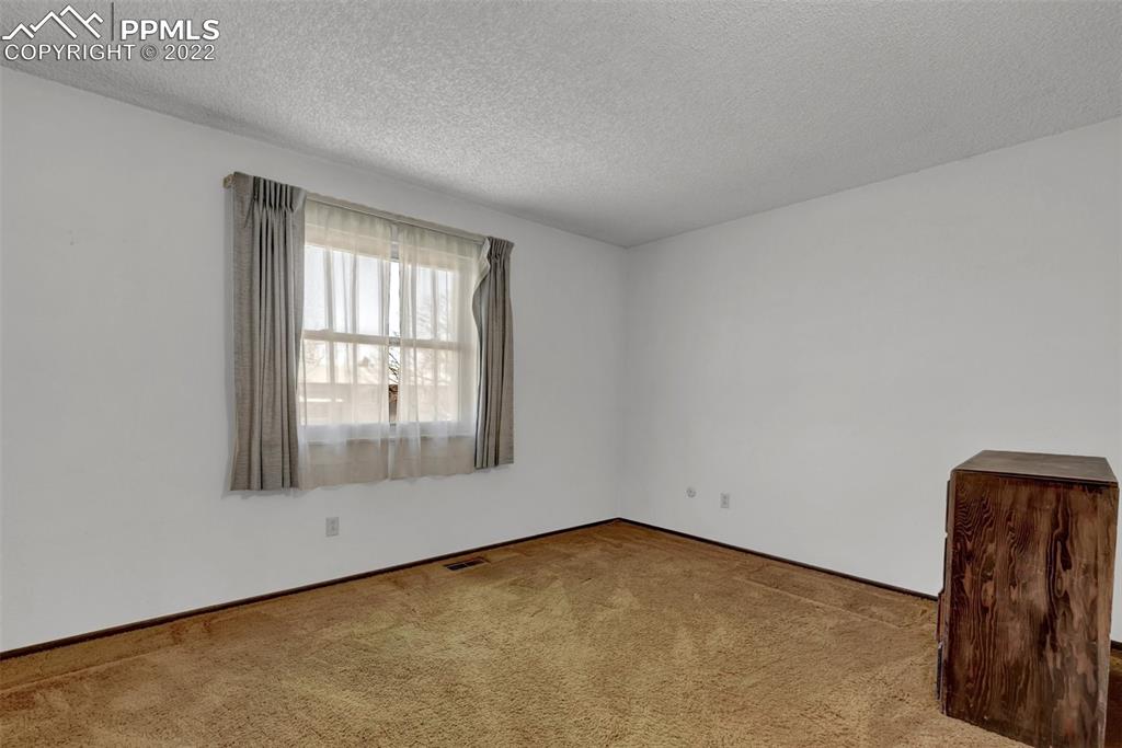 Listing 1168487, Image 14 of 30