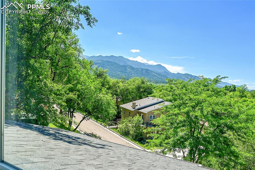 Image 23 of 35: View