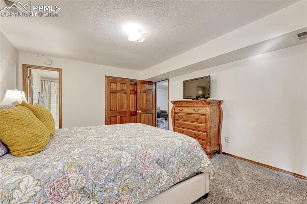 Image 28 of 42: Bedroom