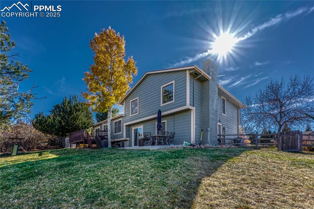 Image 35 of 42: Back of Structure