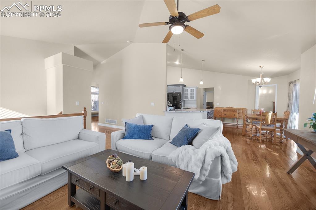 Image 18 of 47: Family Room