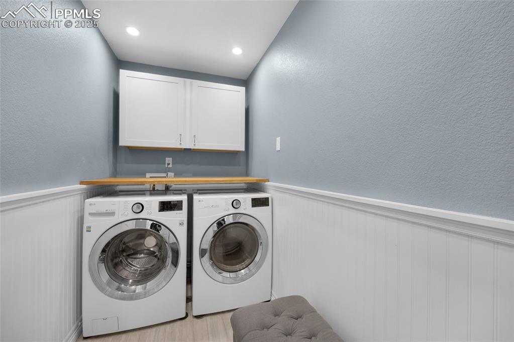 Image 29 of 47: Laundry