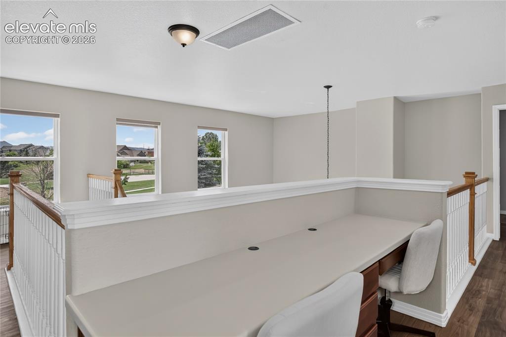 Image 13 of 26: Desk space on landing