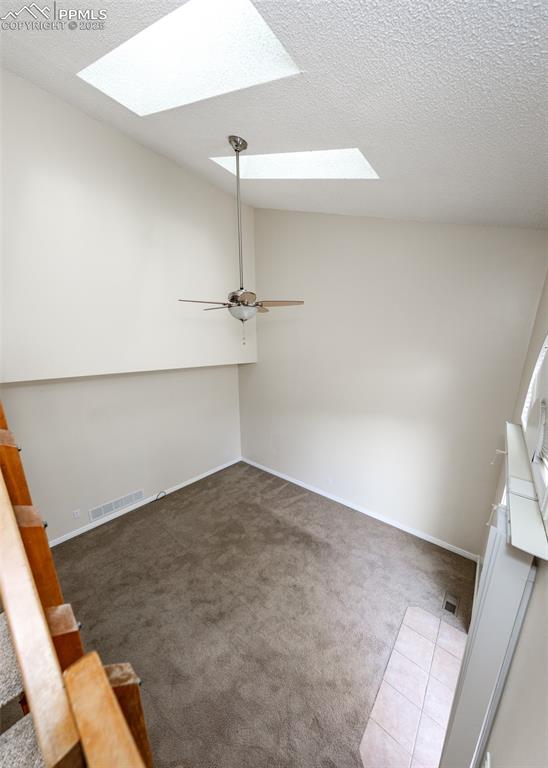 Image 14 of 25: Other