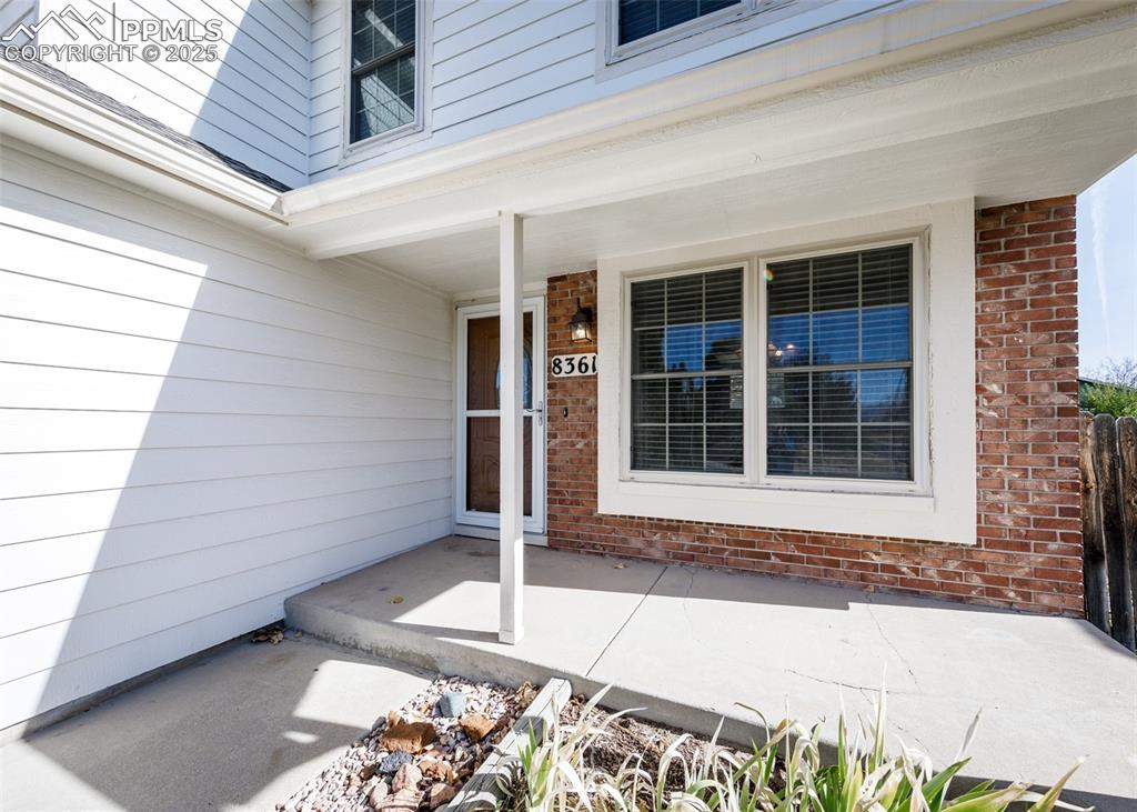 Image 2 of 25: Entry