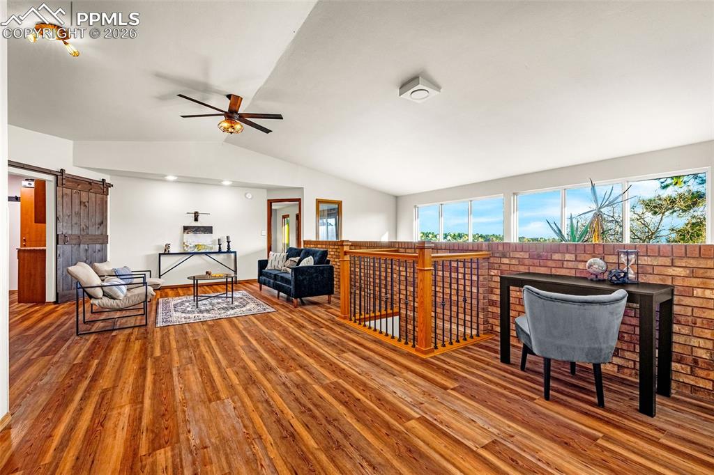 Image 15 of 39: Upsatirs Loft area