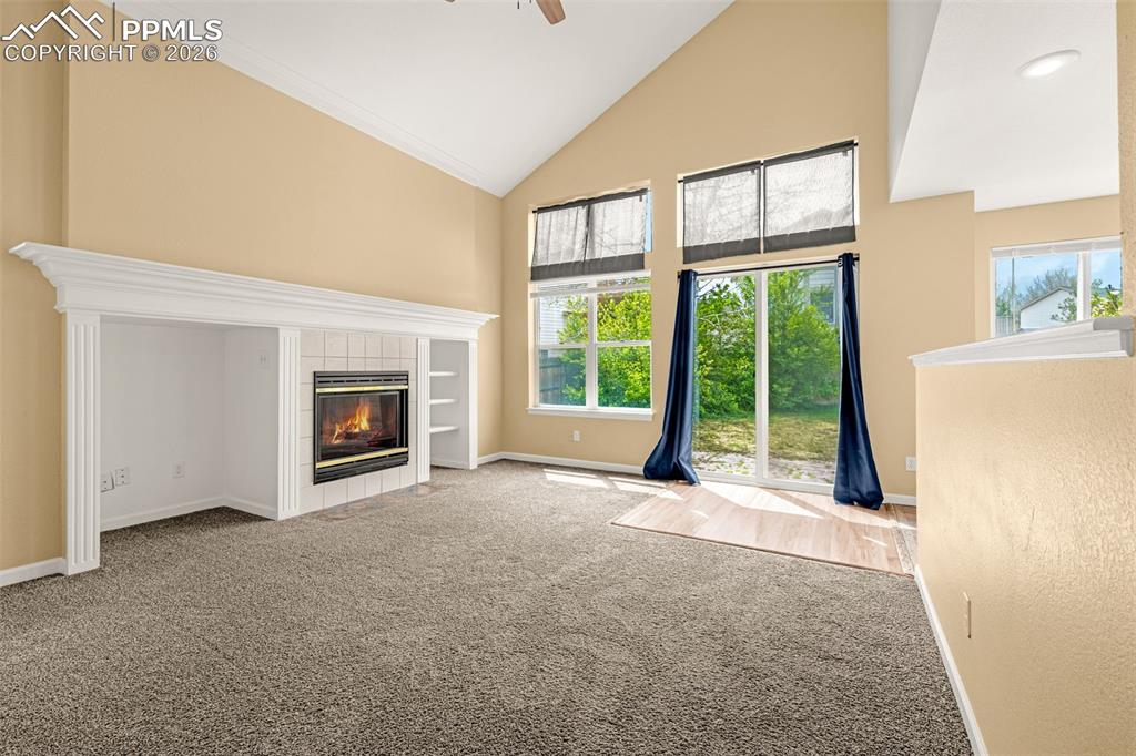 Image 13 of 33: Living Room