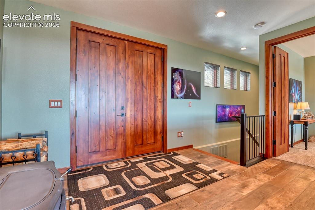 Image 20 of 38: Entrance Foyer