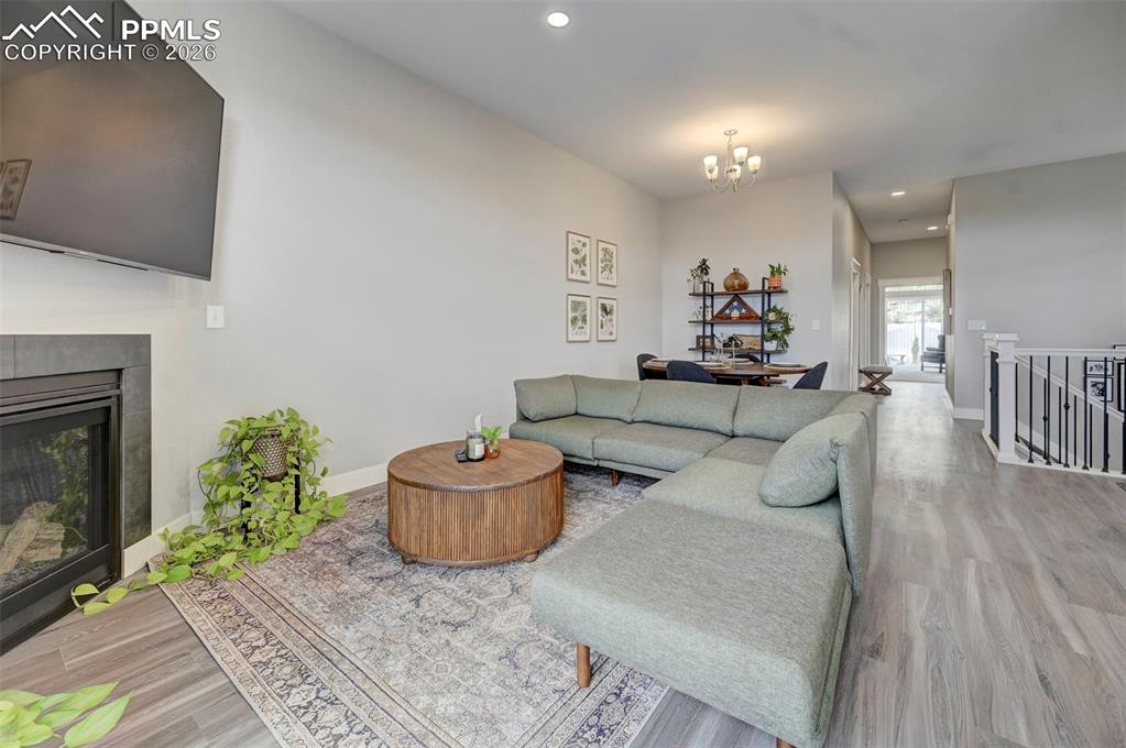 Image 4 of 40: Living Room