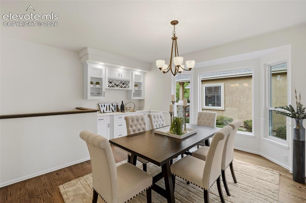 Image 10 of 49: Dining Area