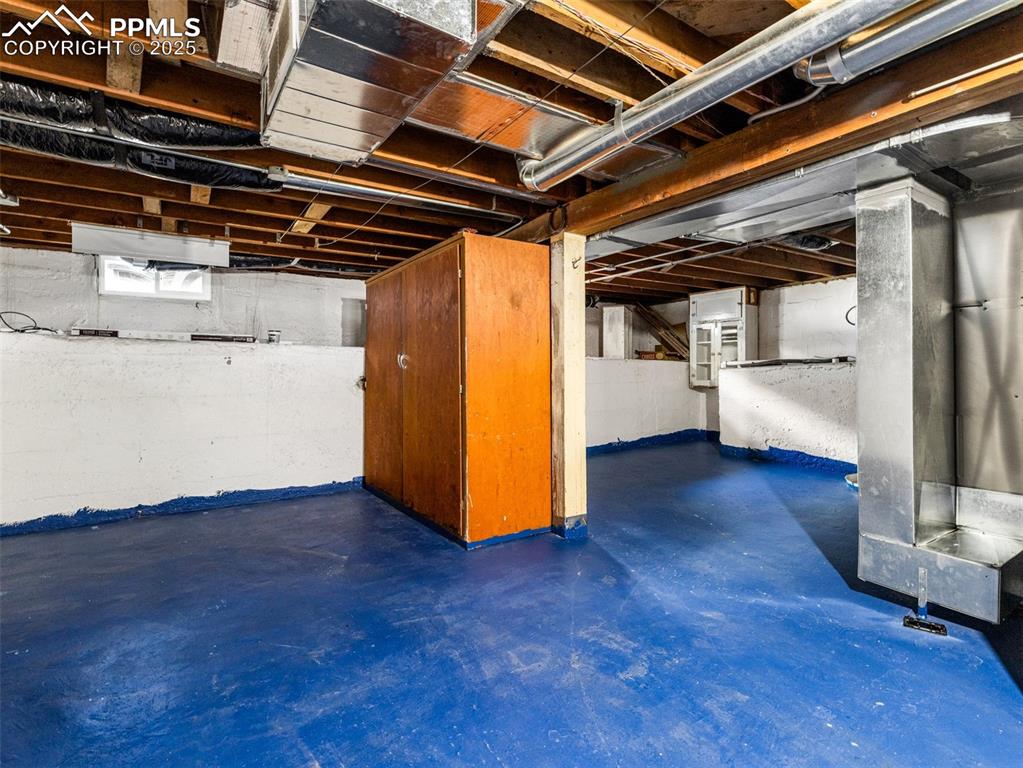Image 21 of 25: Basement