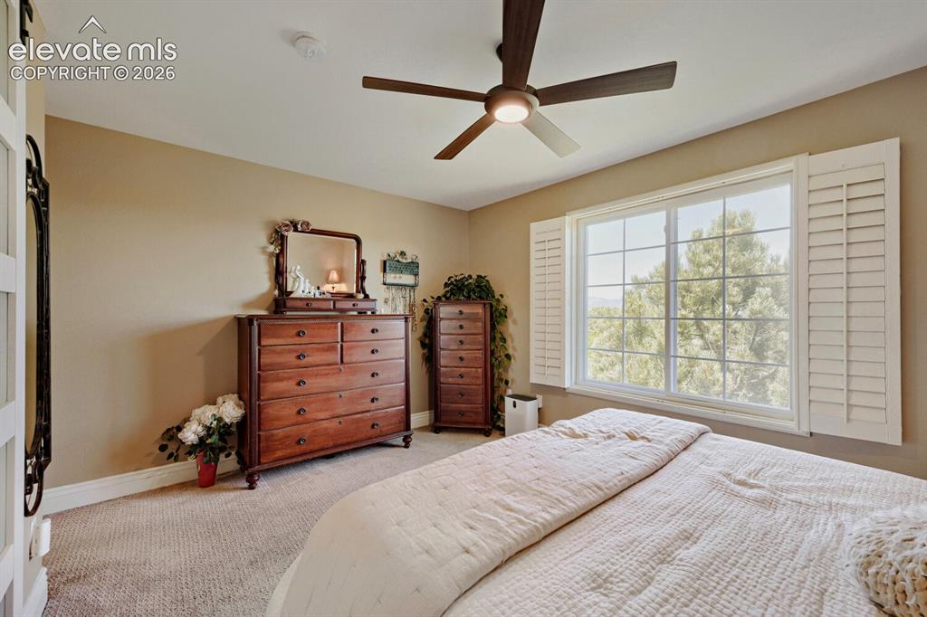 Image 16 of 39: Bedroom