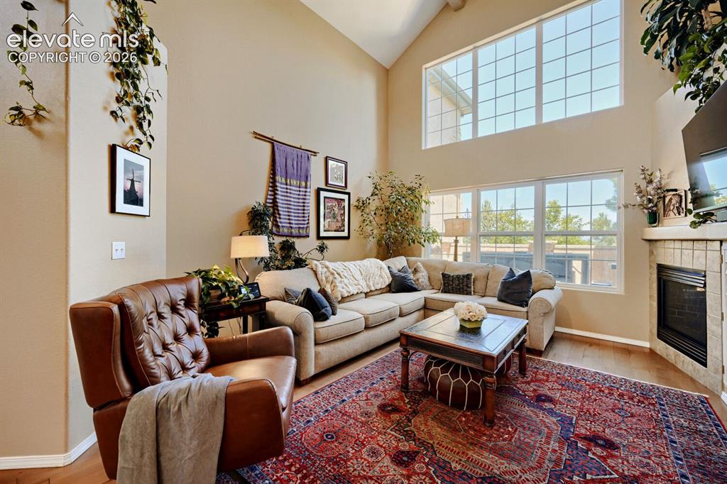 Image 5 of 39: Living Room