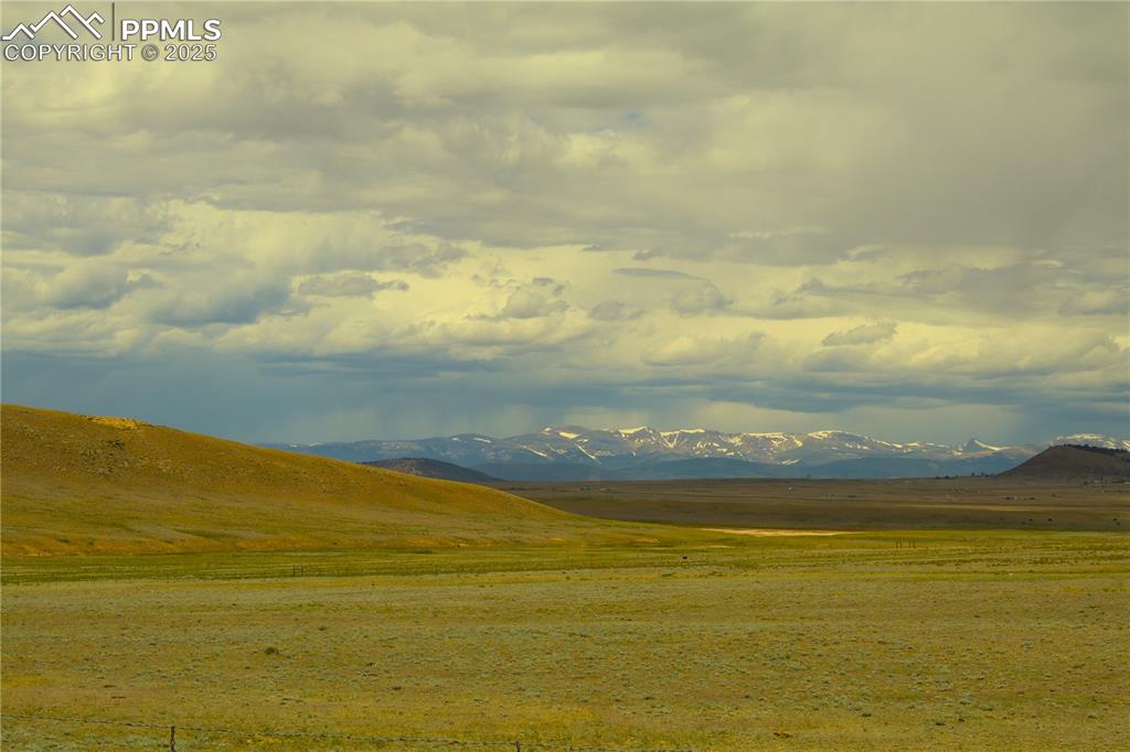 Image 6 of 6: View of mountain backdrop