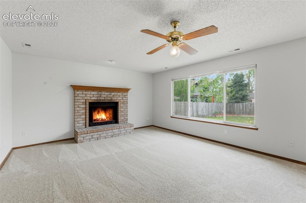 Image 14 of 47: Family Room