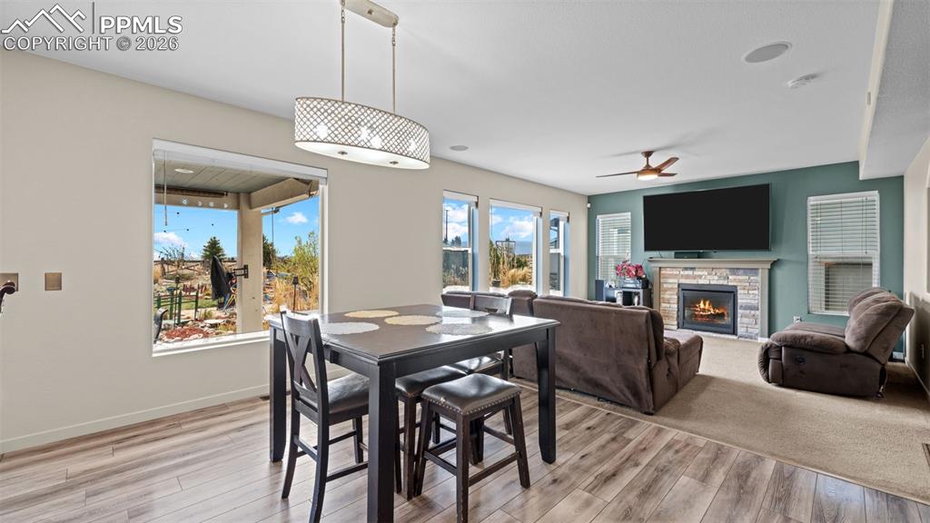 Image 10 of 40: Dining Area