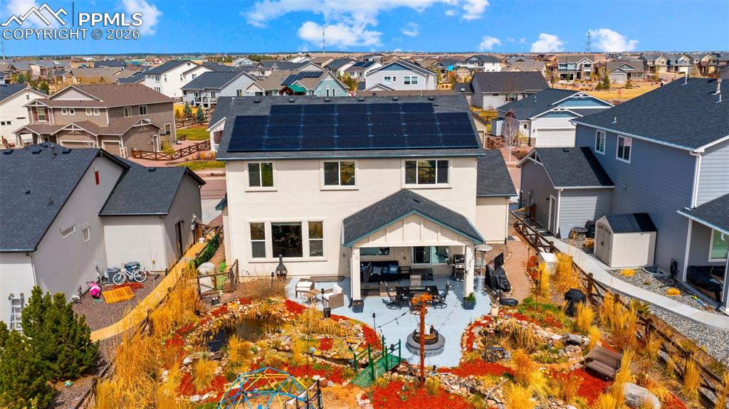 Image 33 of 40: Back of Structure