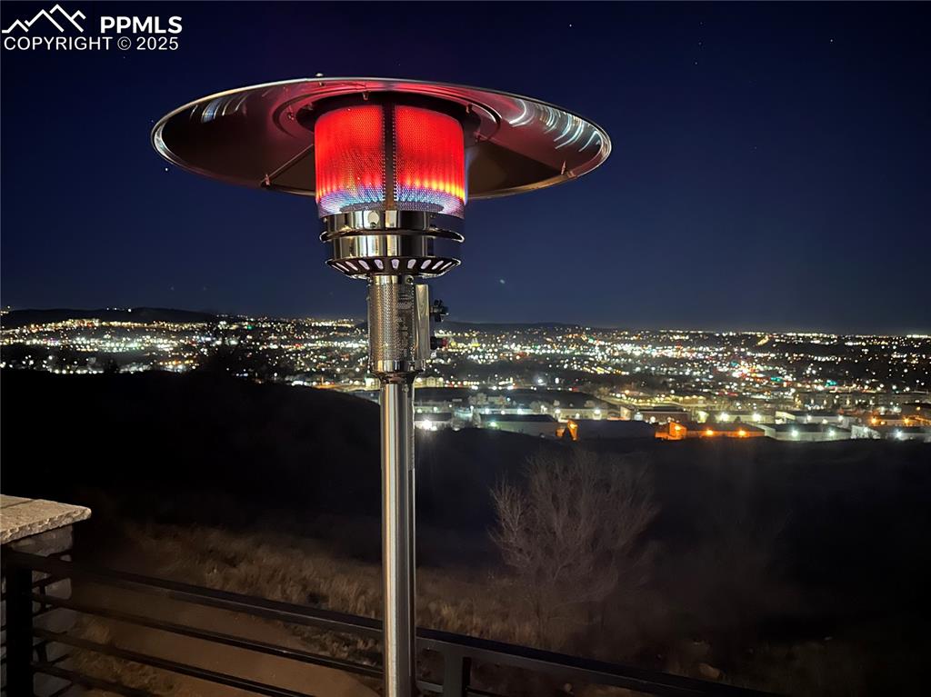 Image 17 of 49: Amazing City Views