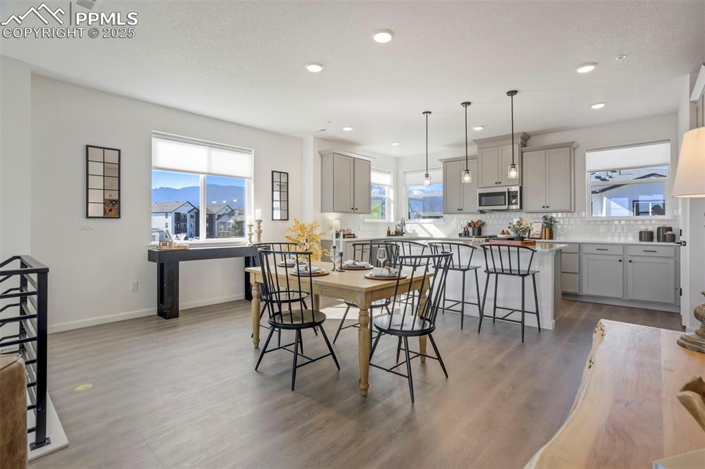 Image 18 of 49: Mountain Views