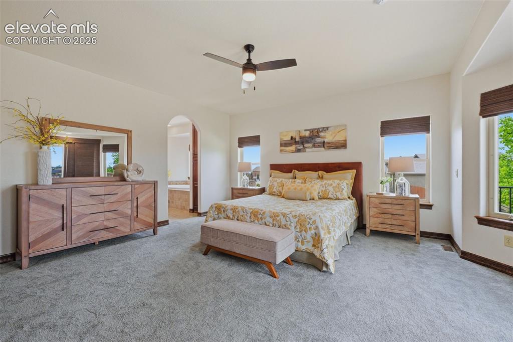 Image 18 of 46: Bedroom