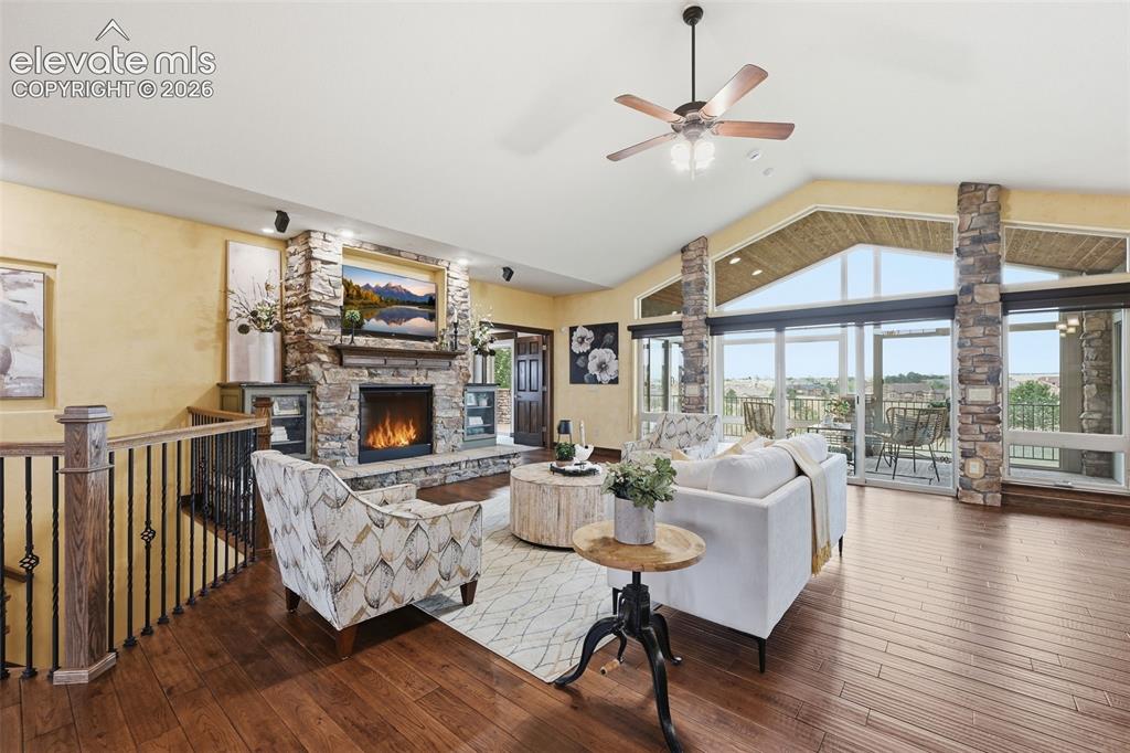 Image 6 of 46: Living Room