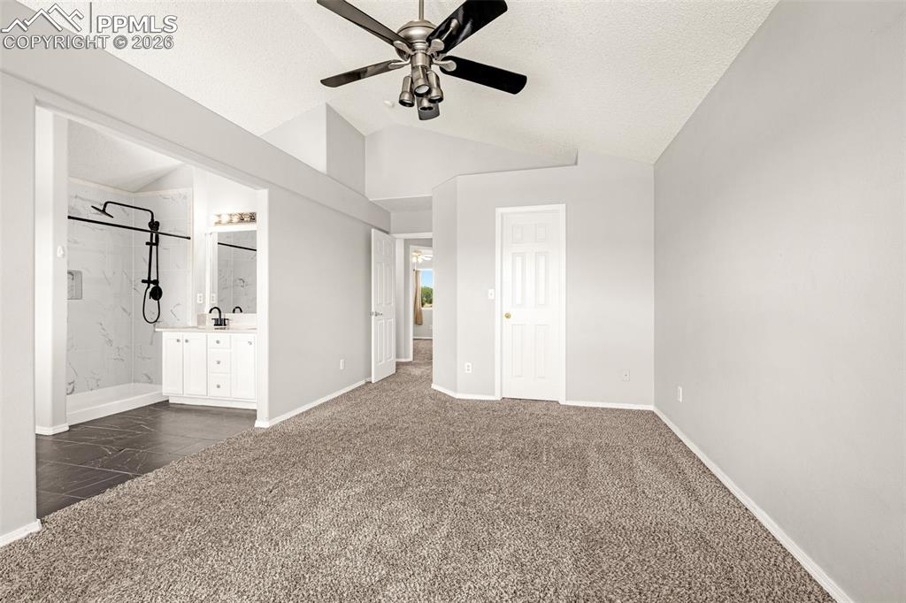 Image 15 of 45: Bedroom