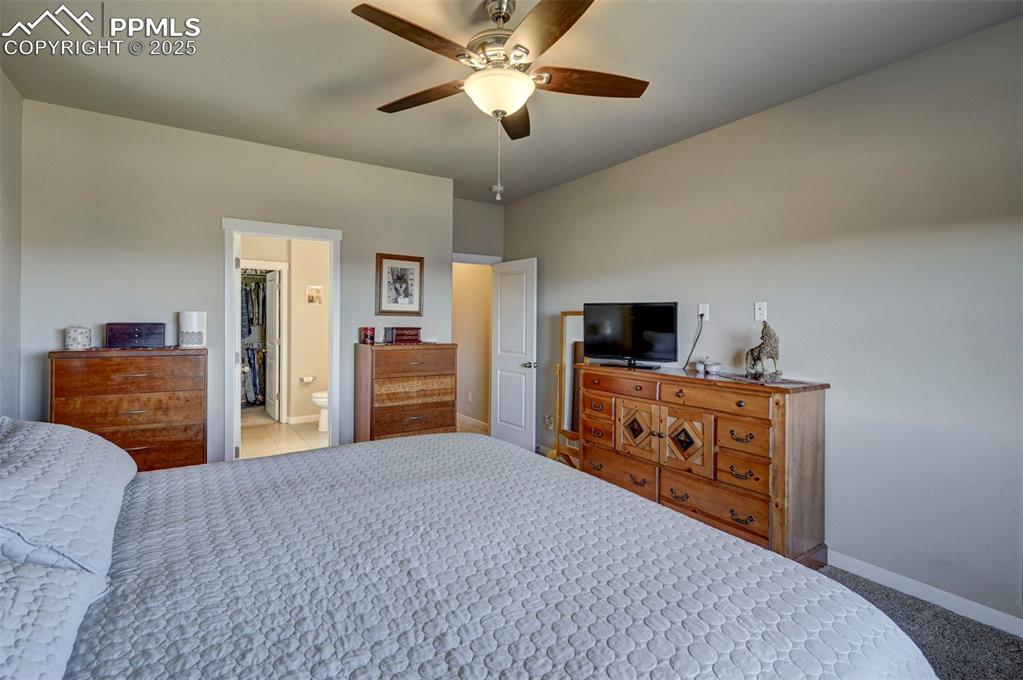 Image 11 of 47: Bedroom