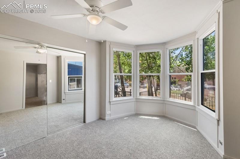 Image 14 of 50: Sun Room