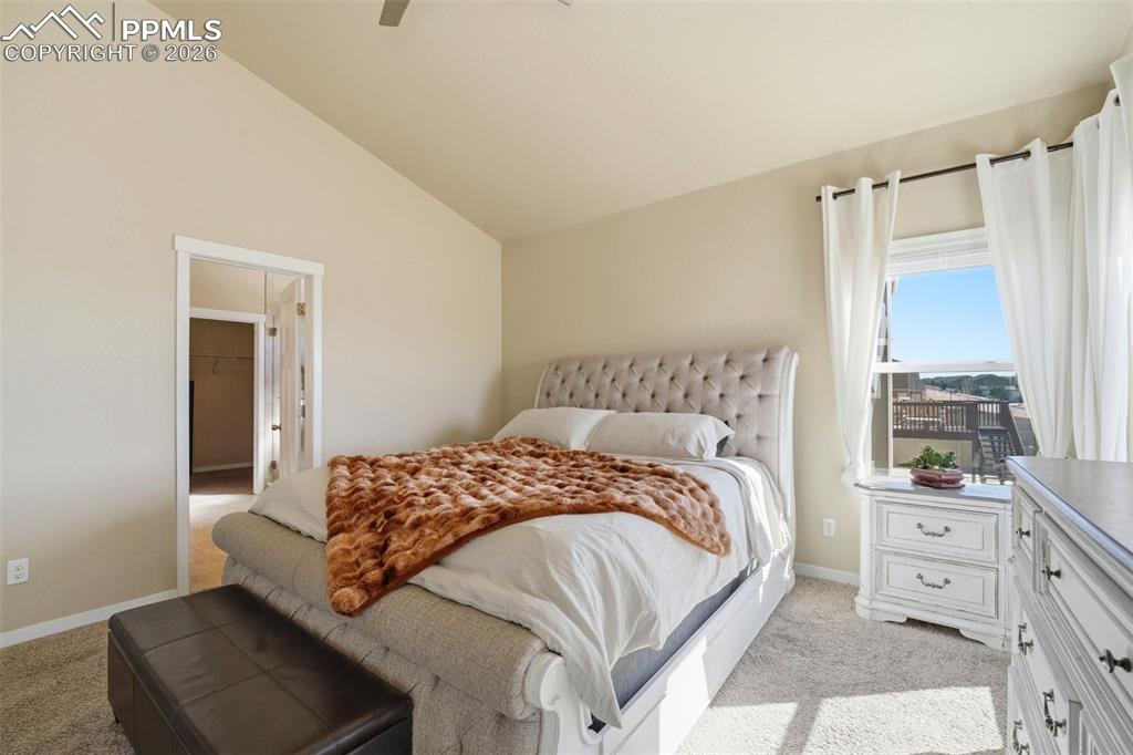 Image 19 of 48: Bedroom