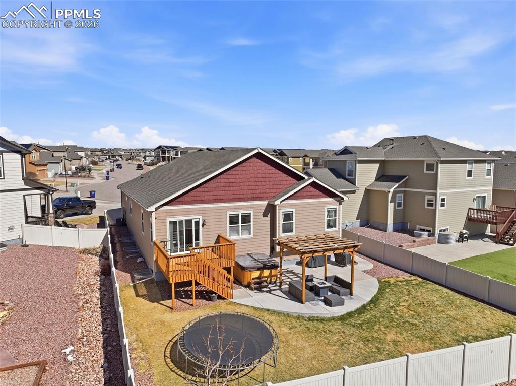 Image 47 of 48: Back of Structure