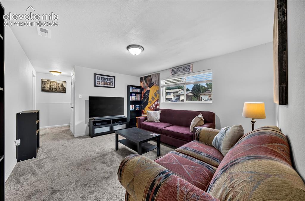 Image 14 of 22: Living Room