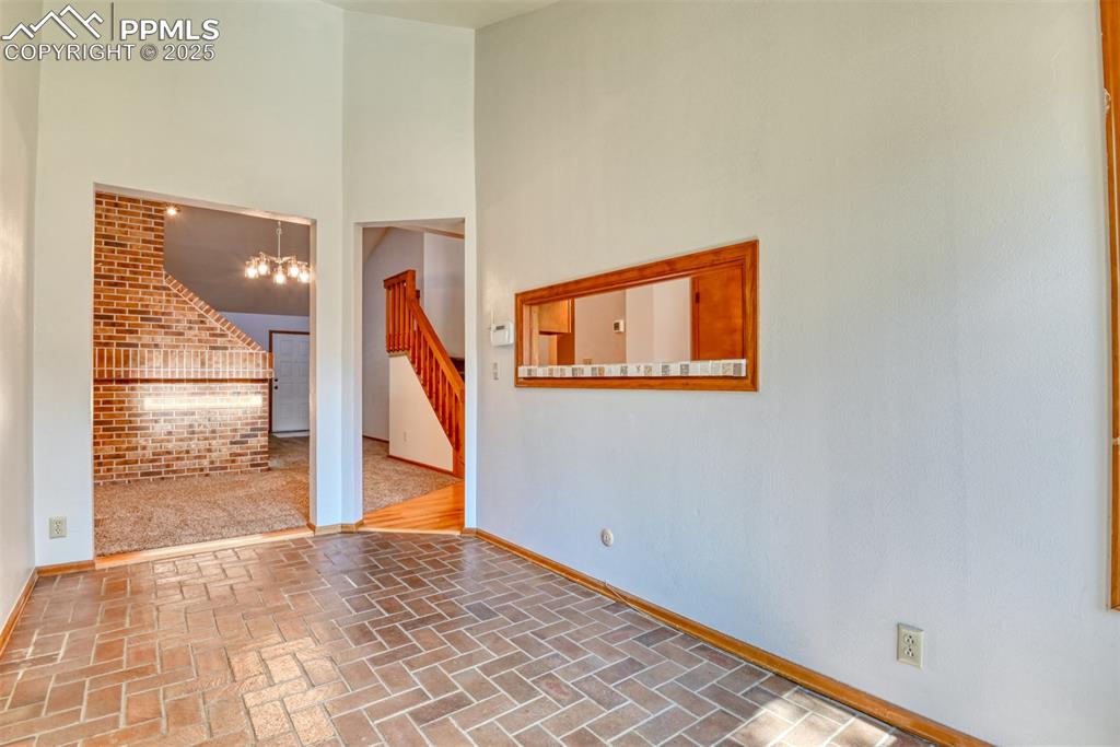 Image 13 of 43: Sun Room