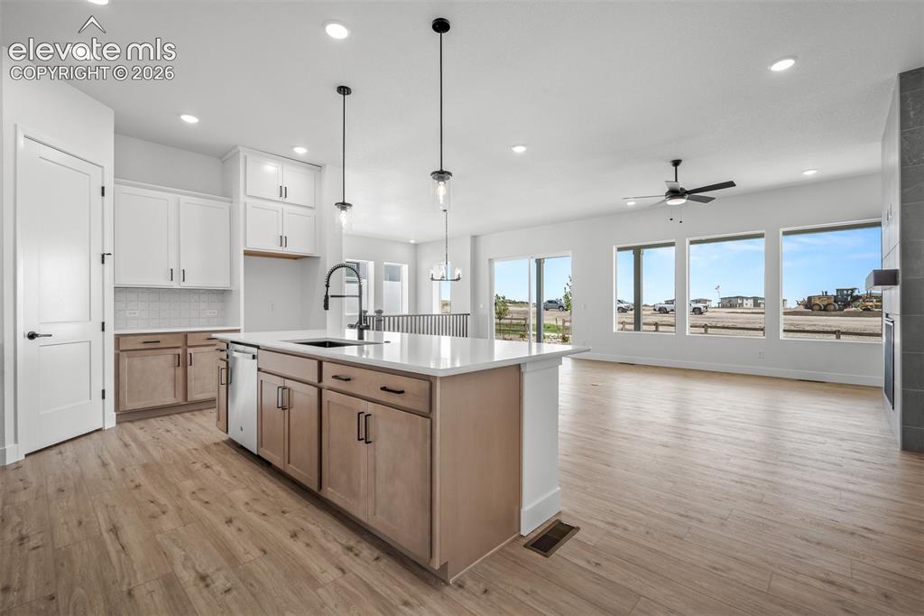 Image 12 of 38: Kitchen