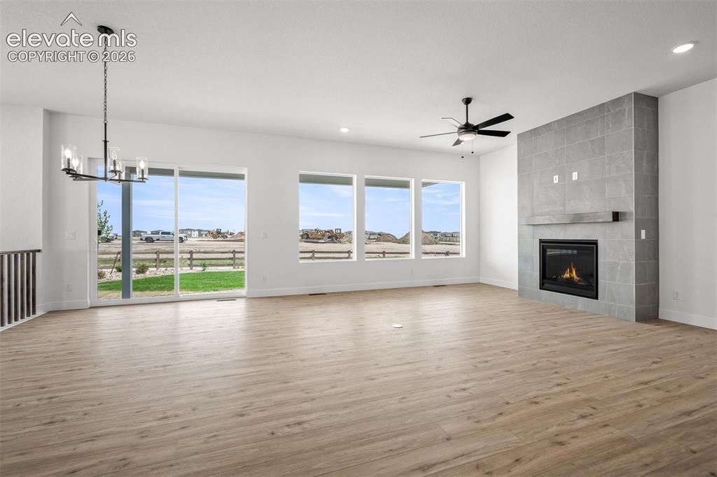 Image 14 of 38: Living Room
